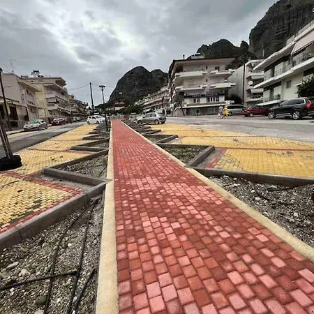 Апартаменты Feel Meteora 1bd Luxury Калампака