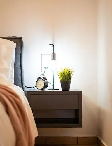 Feel Meteora 1bd Luxury